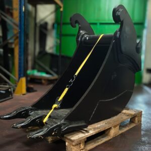 Cazo 600 Verachtert CW-20 para excavadora con 3 dientes J-300, 320 litros de capacidad y 355 kg de peso